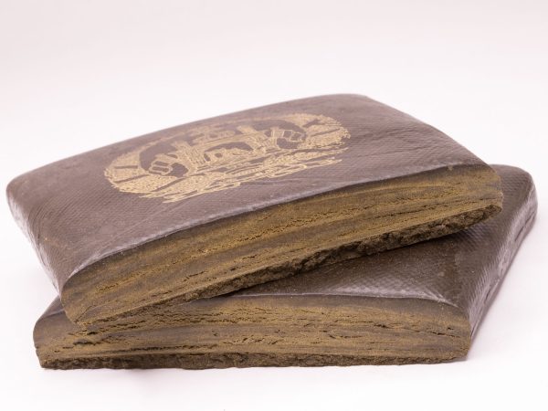 Royal Afghani Hash: Traditional Black Hashish & Powerful Indica
